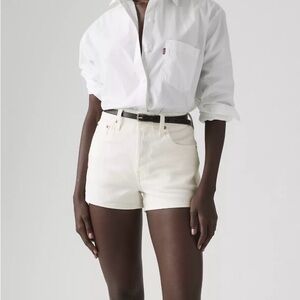 Levi's 501 Original High Rise Women's Shorts in white denim with frayed hem NWT